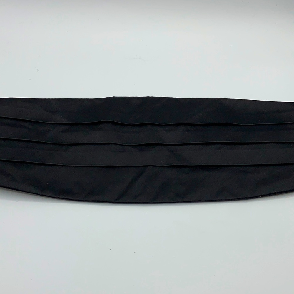 The Tie Bar Men's Black 100% Silk Cumberbund